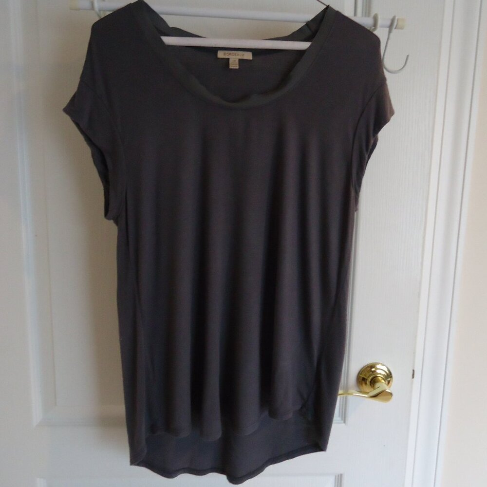 Anthropologie Bordeaux T Shirt L Gray